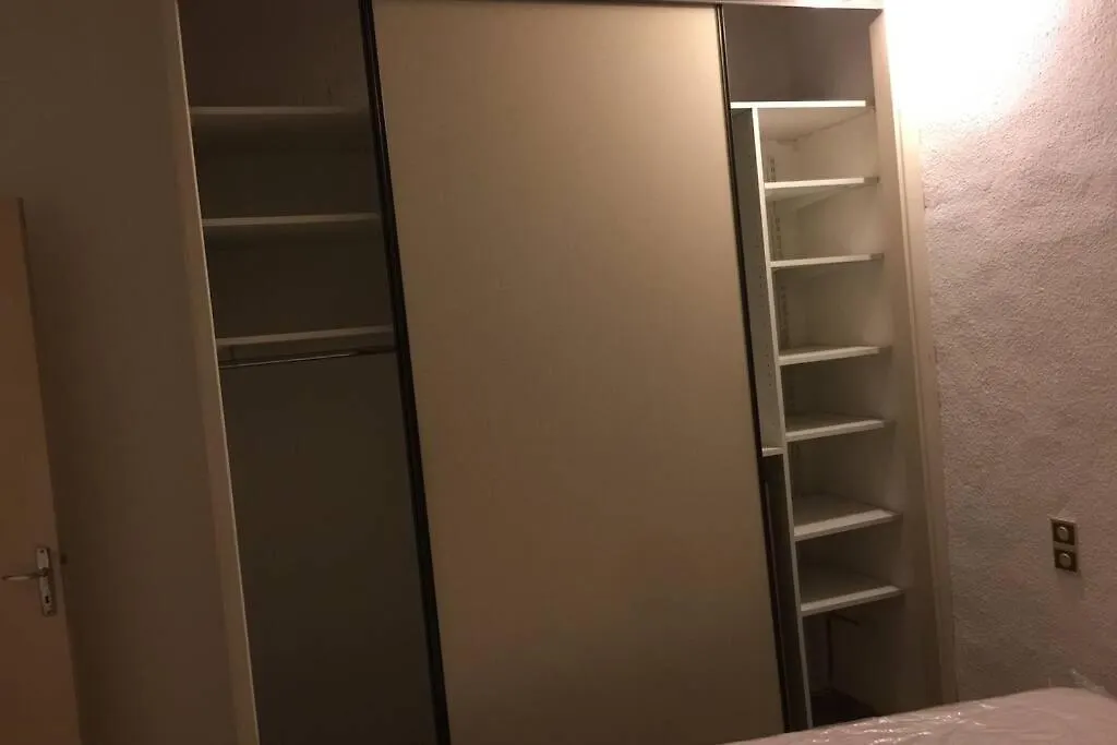 Appartement Duplex lumineux sur gde terrasse, parking, livebox à Entraigues-sur-la-Sorgue