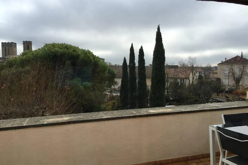 Appartement Duplex lumineux sur gde terrasse, parking, livebox à Entraigues-sur-la-Sorgue
