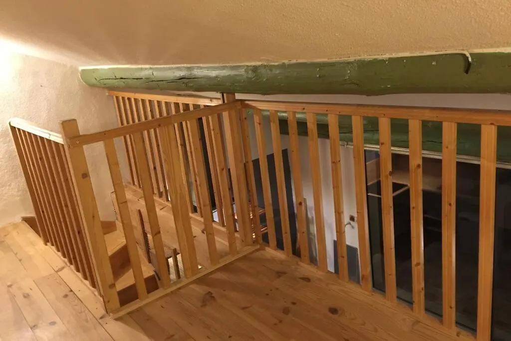 Appartement Duplex lumineux sur gde terrasse, parking, livebox à Entraigues-sur-la-Sorgue