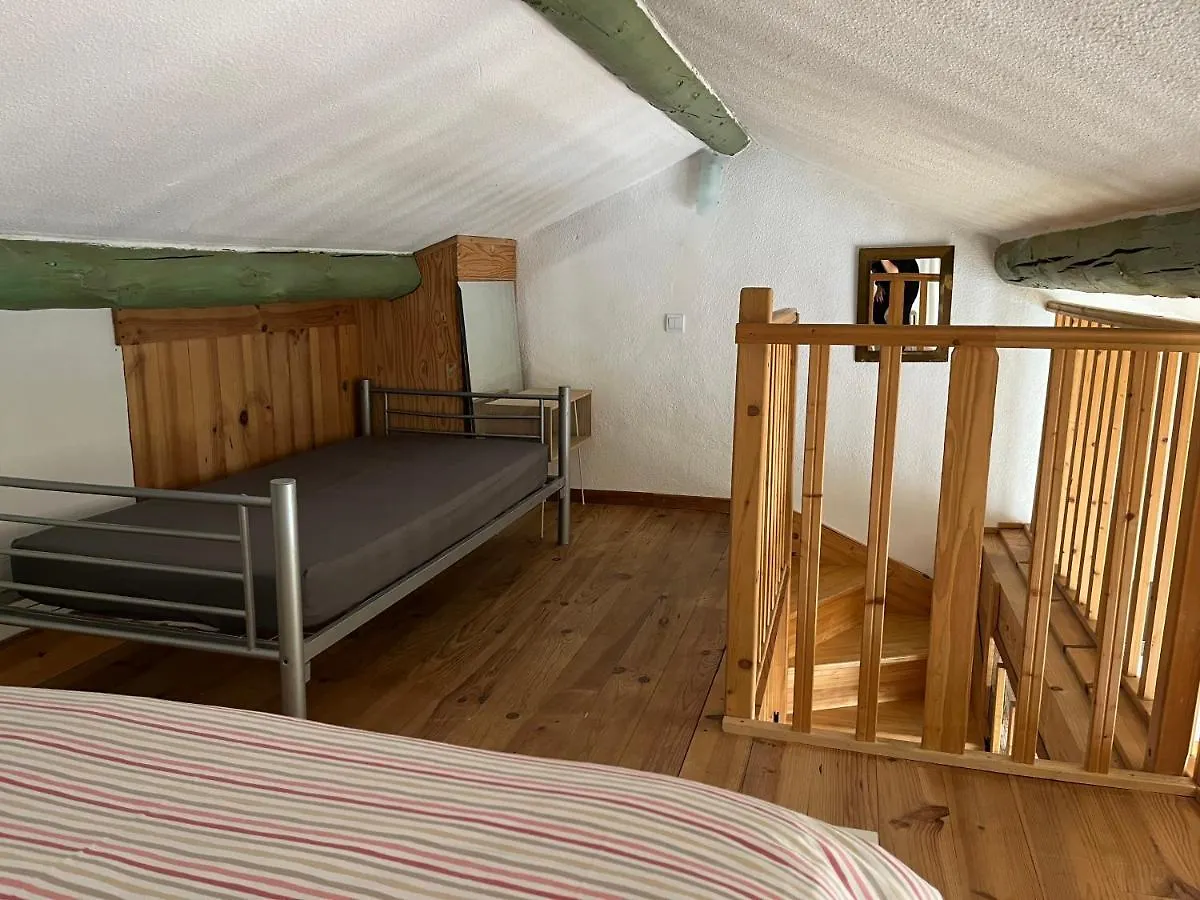 Appartement Duplex lumineux sur gde terrasse, parking, livebox à Entraigues-sur-la-Sorgue 0*,
